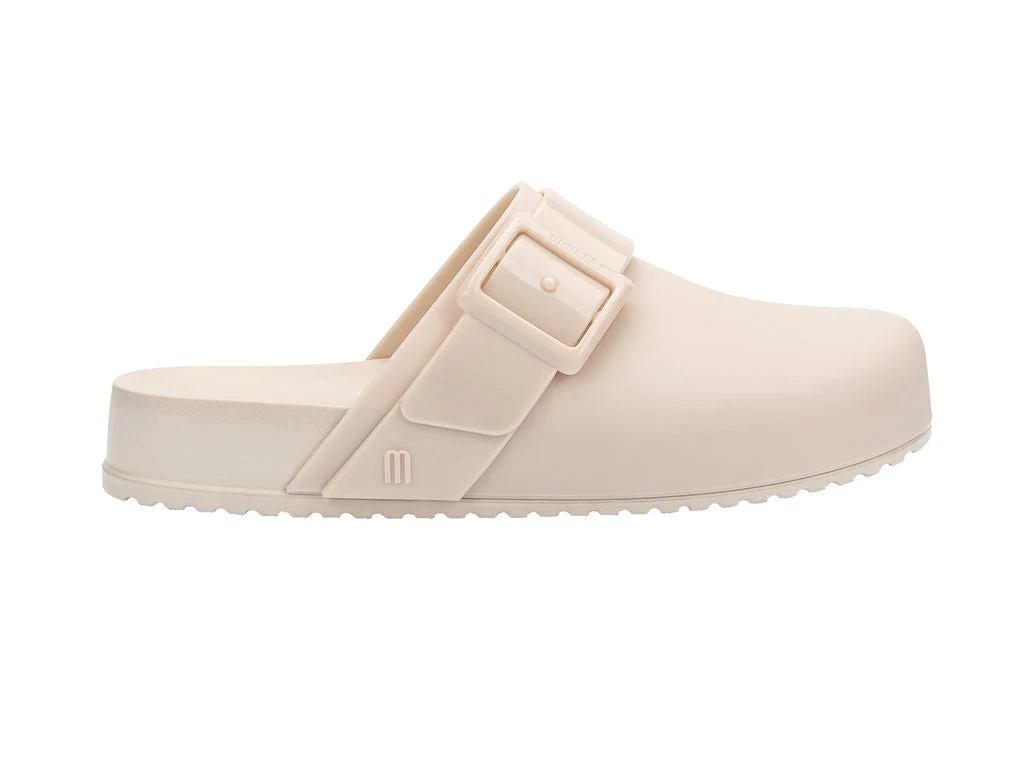 Cozy Clog - Image 4
