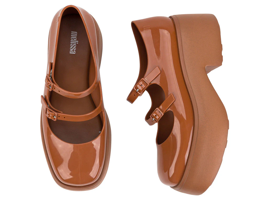 Farah - Image 11