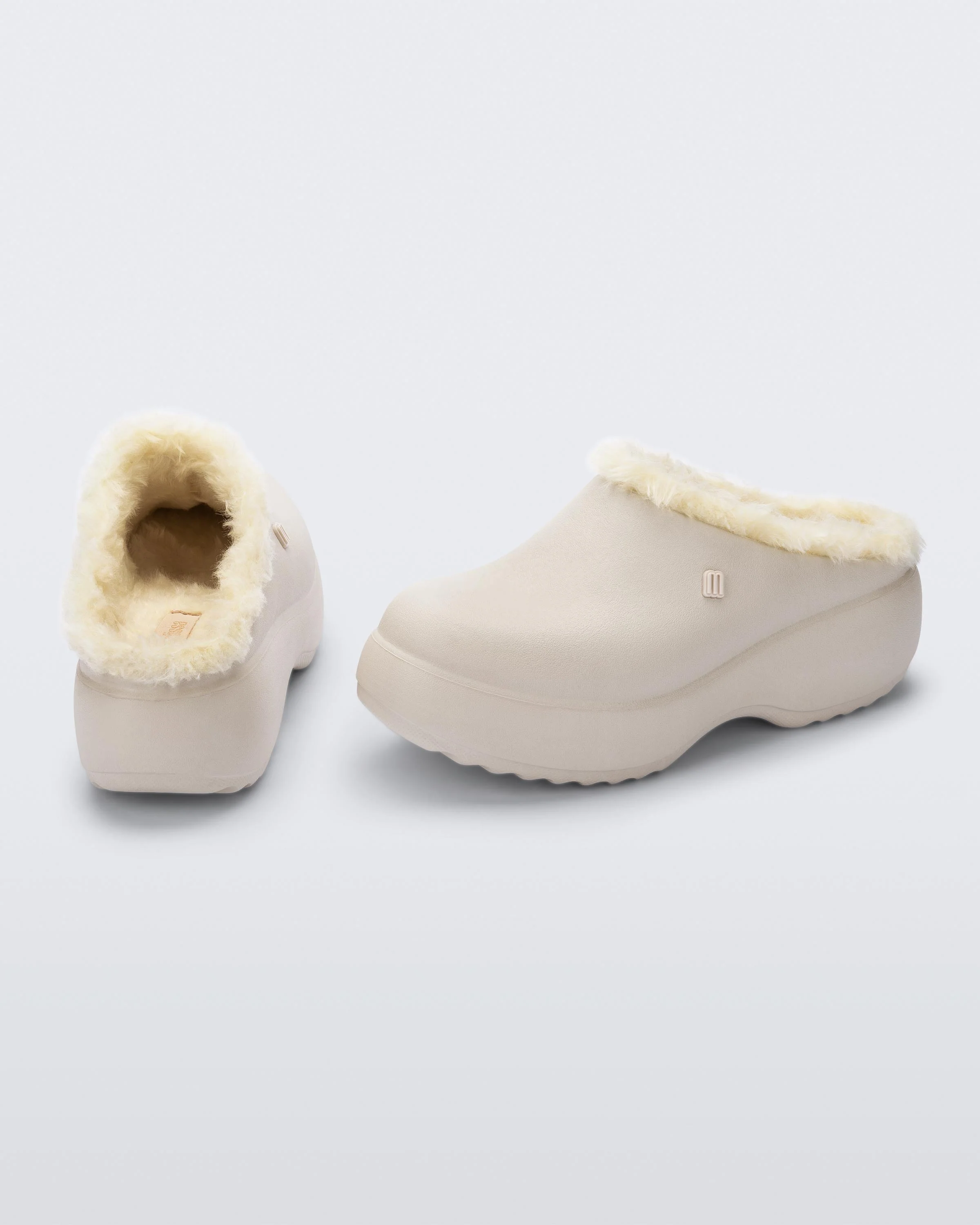 Free Clog Fluffy Platform - Image 2