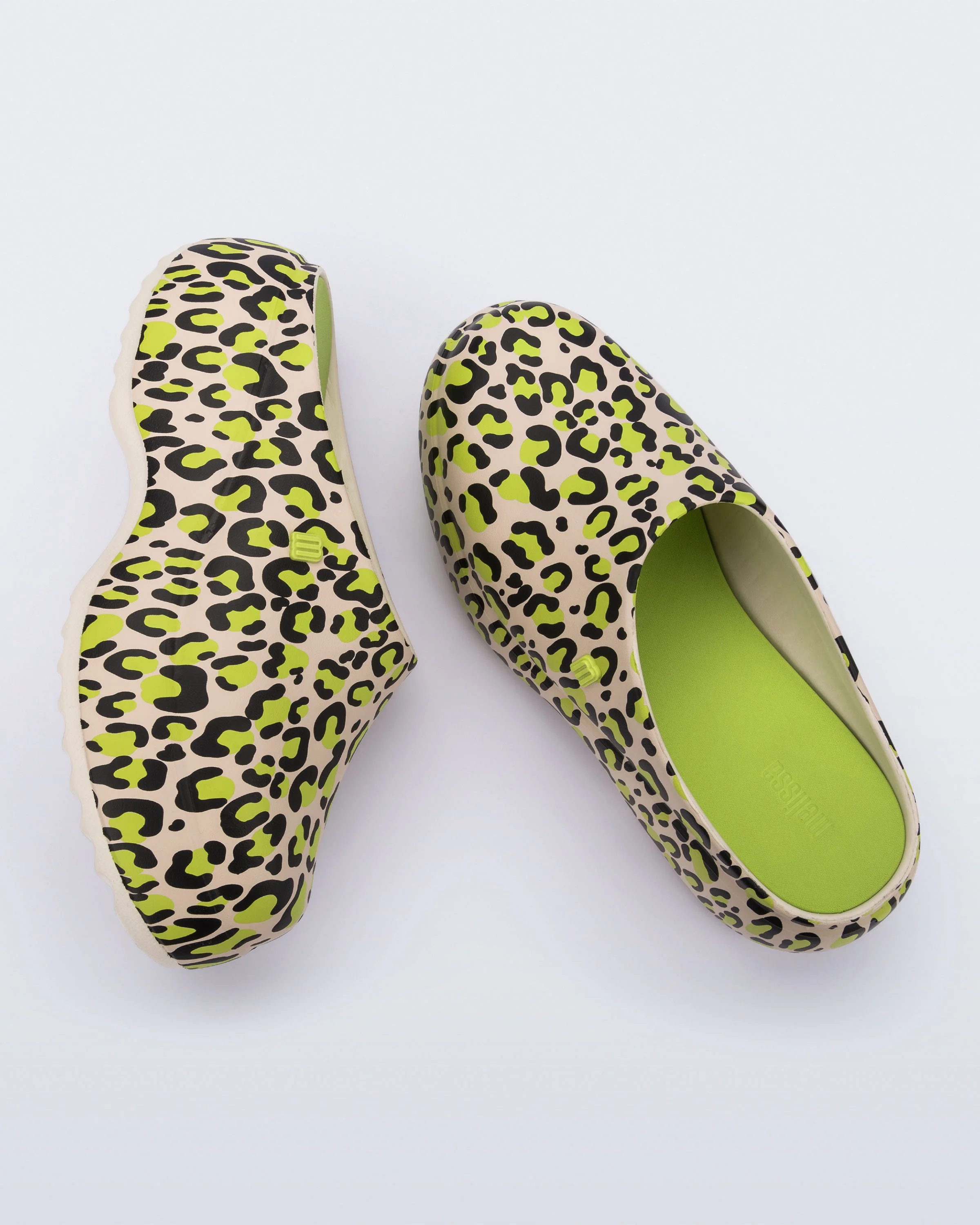Free Clog Print Platform - Image 3