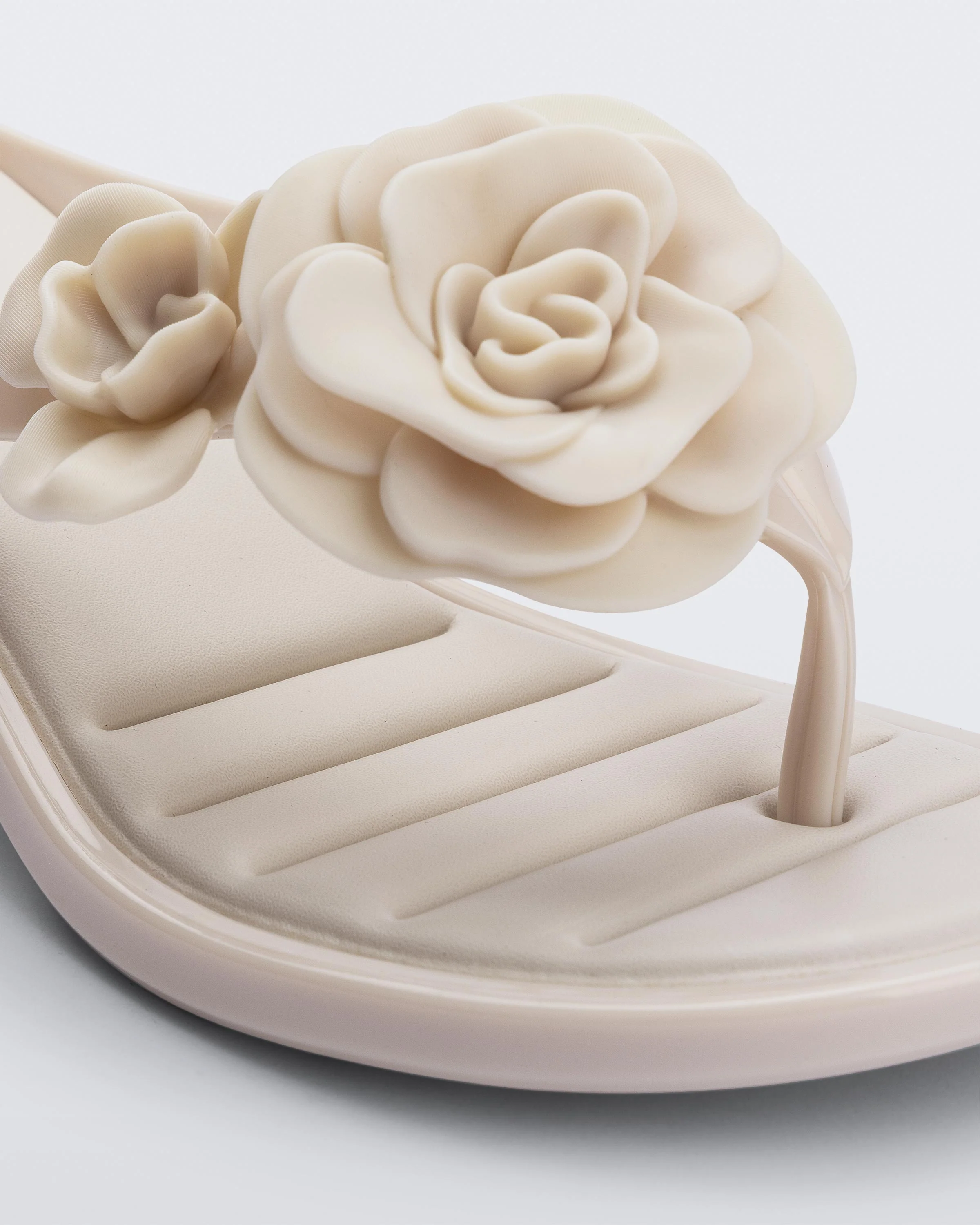 Kitten Heel Petals - Image 5