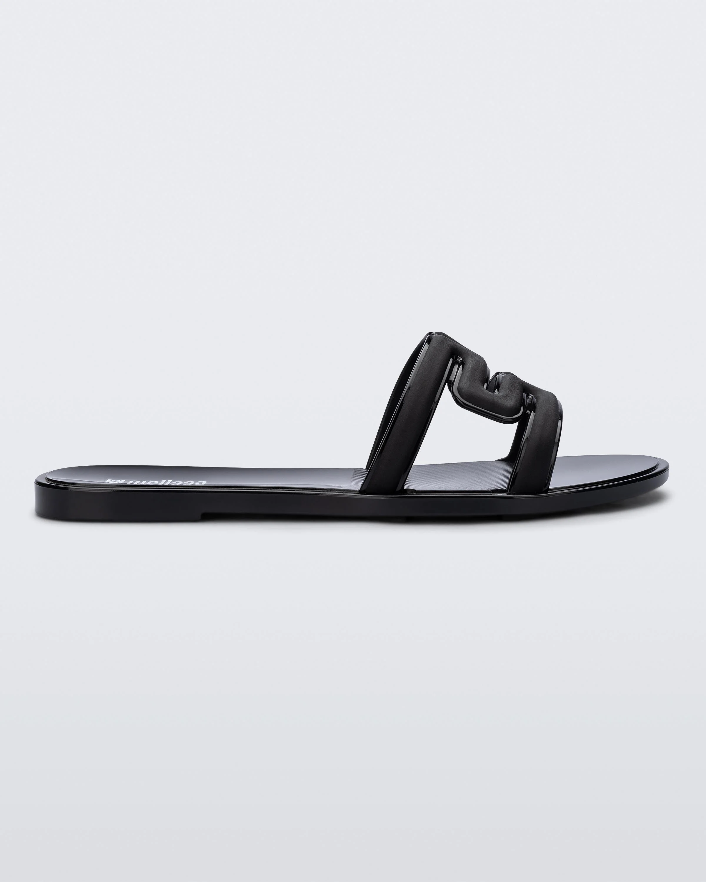 M Slide - Image 2