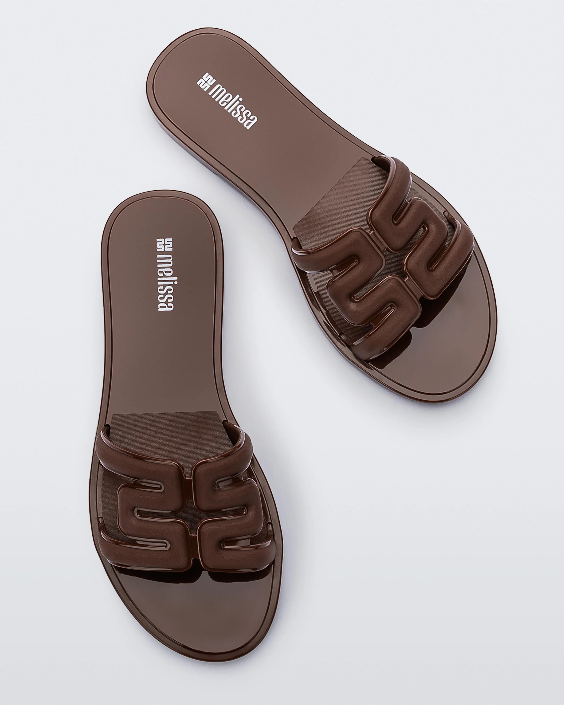 M Slide - Image 4