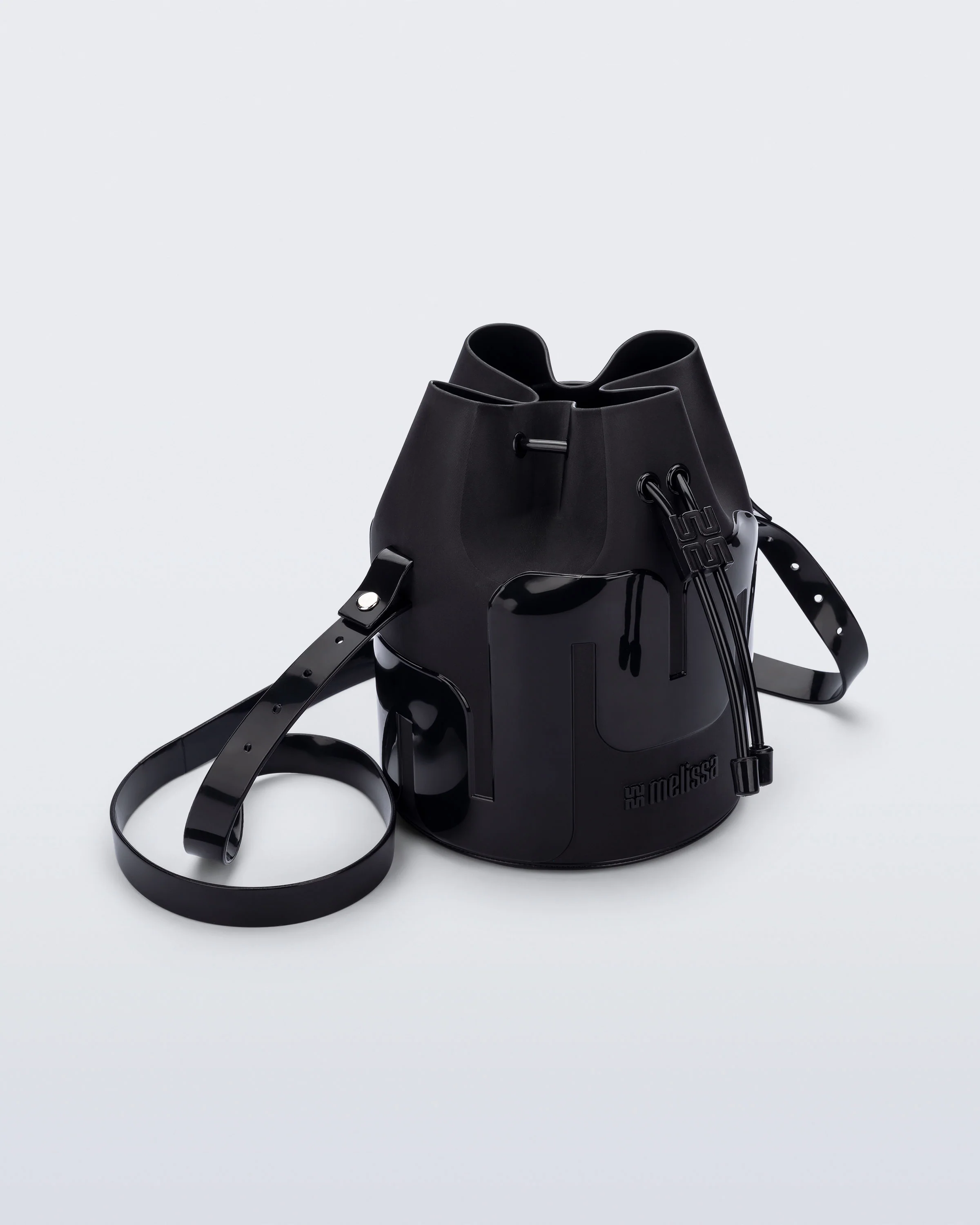 Station Bucket Bag - Image 3