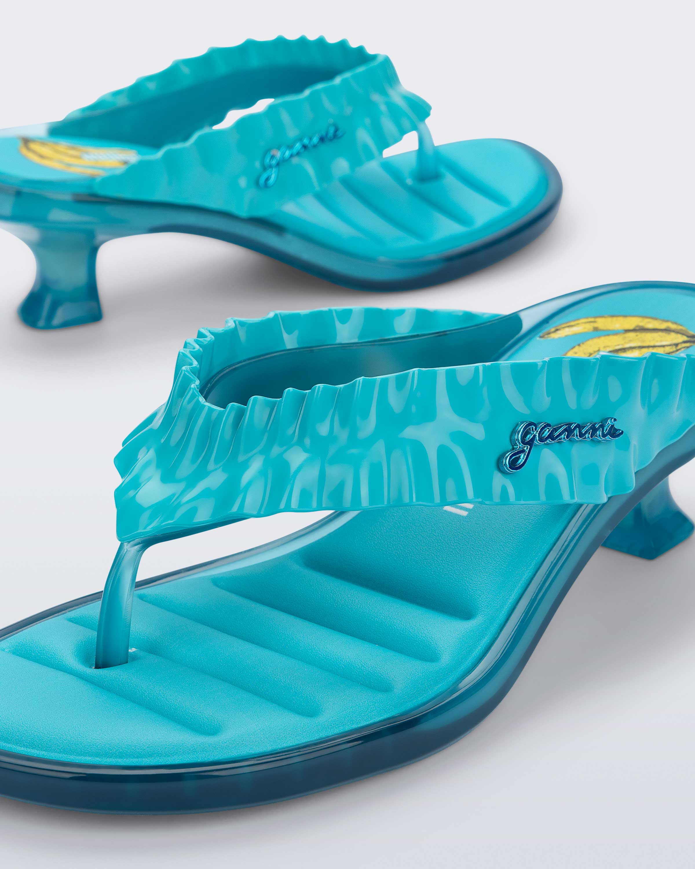 Kitten Heel Thong - Image 4
